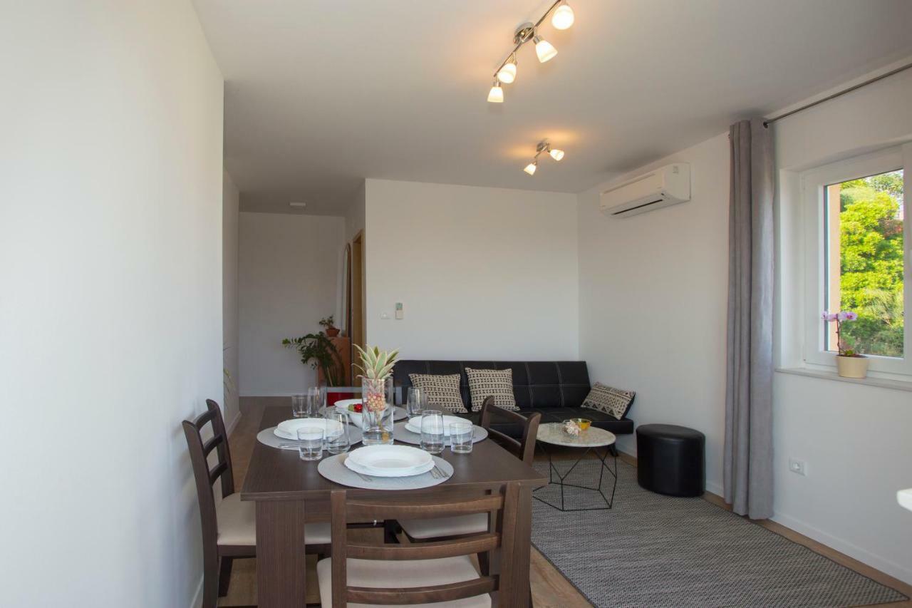 Apartment Ana Split Bagian luar foto